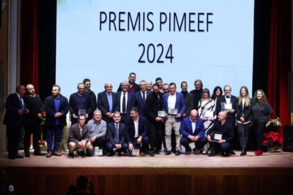 Una noche de reconocimientos, memorias y sonrisas anestesiadas